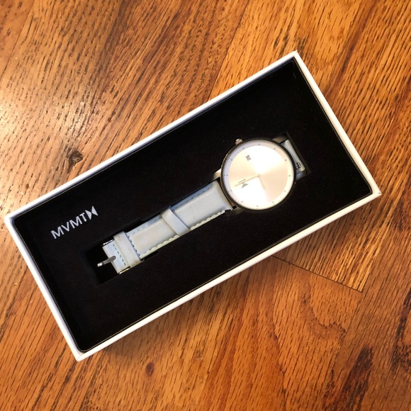 MVMT women’s watch 🤍 - Picture 3 of 8